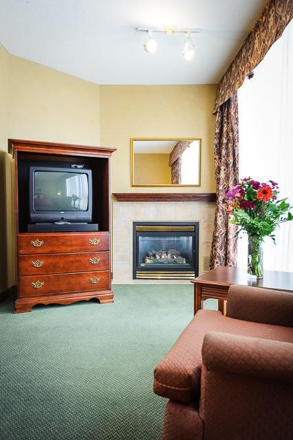 Peterborough Inn & Suites Hotel Oda fotoğraf